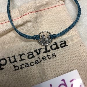 Pura Vida blue pine tree bracelet and sticker